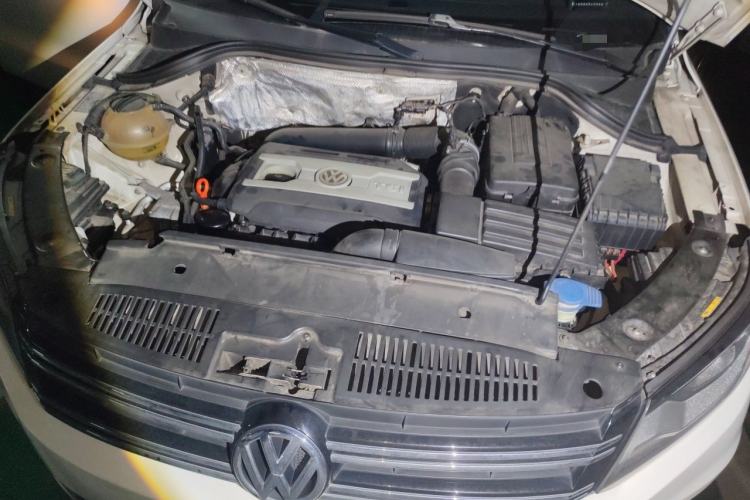 Used Volkswagen Tiguan 2013 1.8 TSI Automatic Two-Wheel Drive Comfort Edition Engine Bay