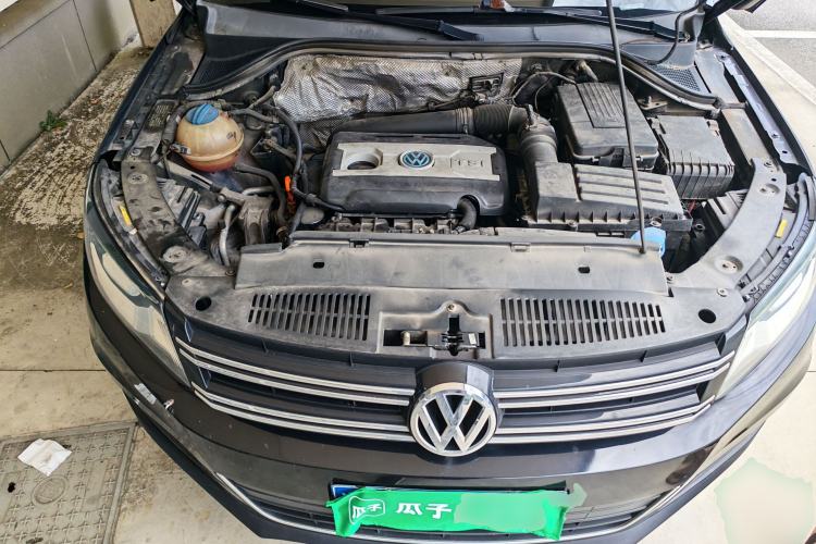Used Volkswagen Tiguan 2013 1.8TSI Automatic Two-Wheel Drive Trend Edition Engine Bay