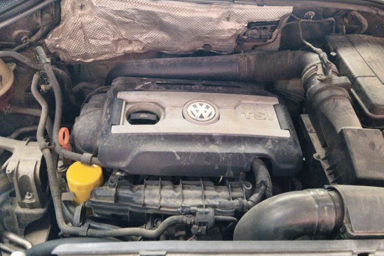 Used Volkswagen Tiguan 2013 1.8TSI Automatic Two-Wheel Drive Luxury Model Engine Bay