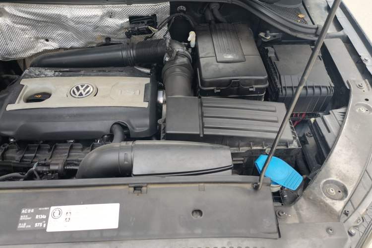Used Volkswagen Tiguan 2013 1.8TSI Automatic Two-Wheel Drive Trend Edition Engine Bay Left