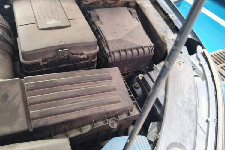 Used Volkswagen Tiguan 2013 1.8TSI Automatic Two-Wheel Drive Luxury Model Engine Bay Left
