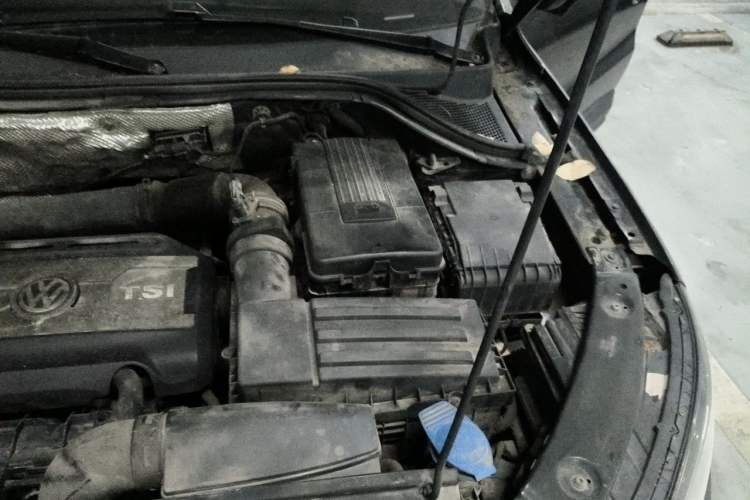 Used Volkswagen Tiguan 2013 1.8TSI Automatic Two-Wheel Drive Trend Edition Engine Bay Left