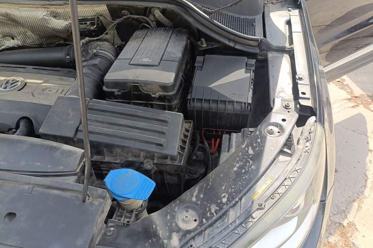 Used Volkswagen Tiguan 2013 1.8TSI Automatic Two-Wheel Drive Luxury Model Engine Bay Left