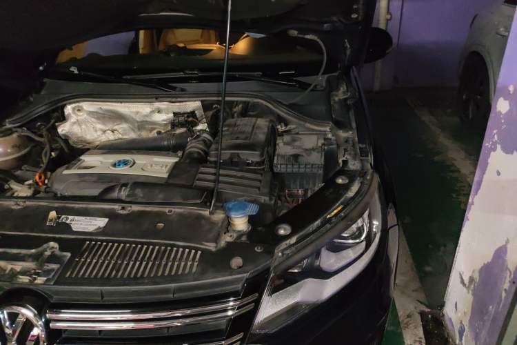 Used Volkswagen Tiguan 2013 1.8TSI Automatic Two-Wheel Drive Trend Edition Engine Bay Left