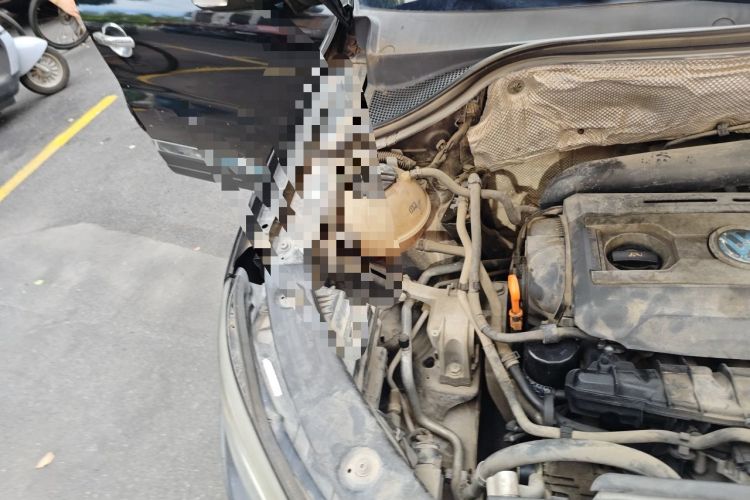 Used Volkswagen Tiguan 2013 1.8TSI Automatic Two-Wheel Drive Trend Edition Engine Bay Right