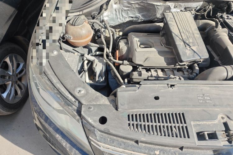 Used Volkswagen Tiguan 2013 2.0 TSI Automatic All-Wheel-Drive Flagship Edition Engine Bay Right