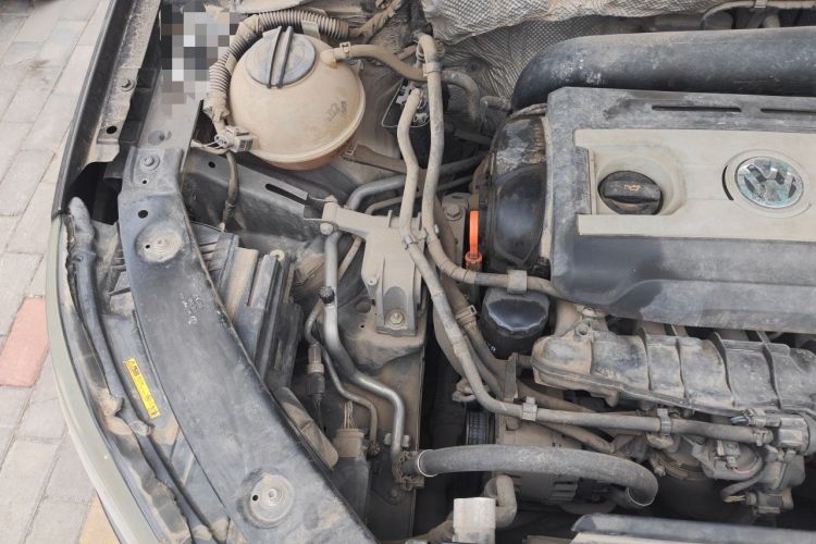 Used Volkswagen Tiguan 2013 1.8 TSI Automatic Two-Wheel Drive Comfort Edition Engine Bay Right