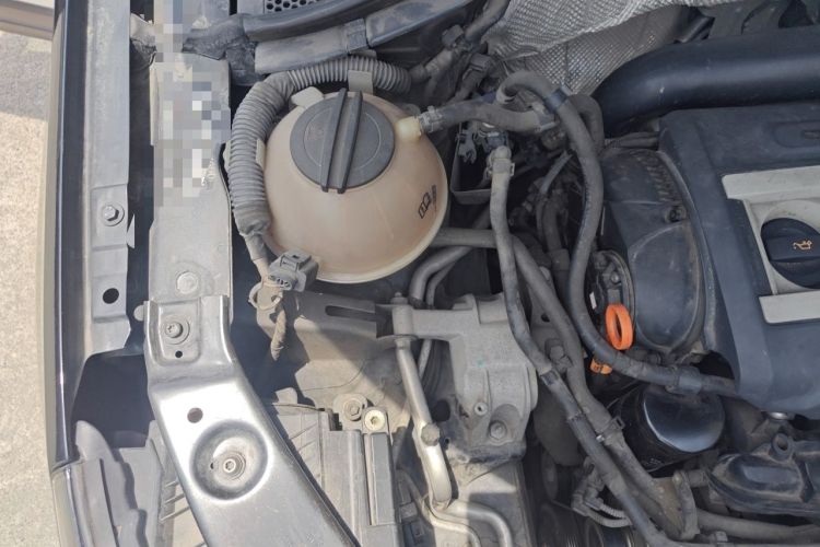 Used Volkswagen Tiguan 2013 1.8TSI Automatic Two-Wheel Drive Luxury Model Engine Bay Right