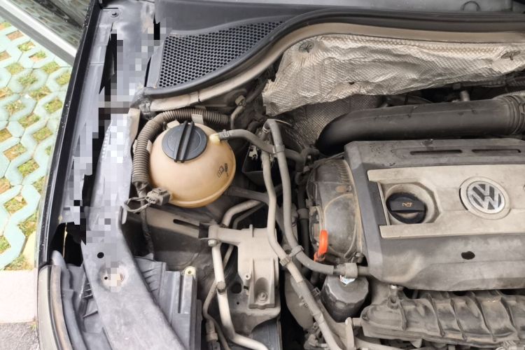 Used Volkswagen Tiguan 2013 1.8TSI Automatic Two-Wheel Drive Luxury Model Engine Bay Right