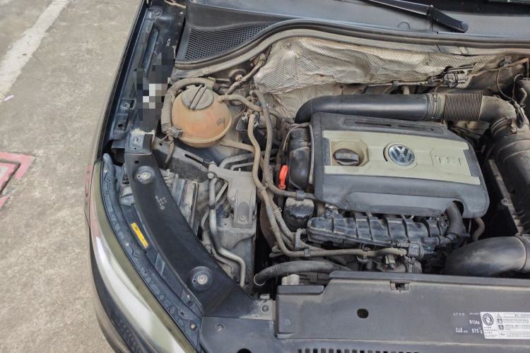 Used Volkswagen Tiguan 2013 1.8TSI Automatic Two-Wheel Drive Luxury Model Engine Bay Right