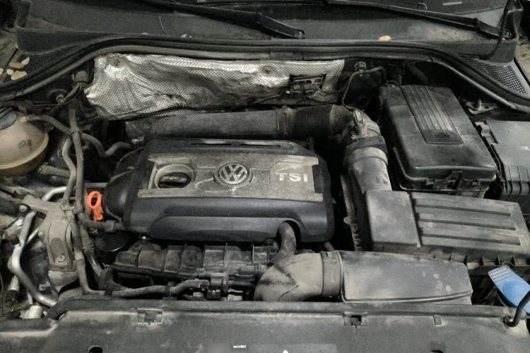 Used Volkswagen Tiguan 2013 1.8TSI Automatic Two-Wheel Drive Trend Edition Engine Bay