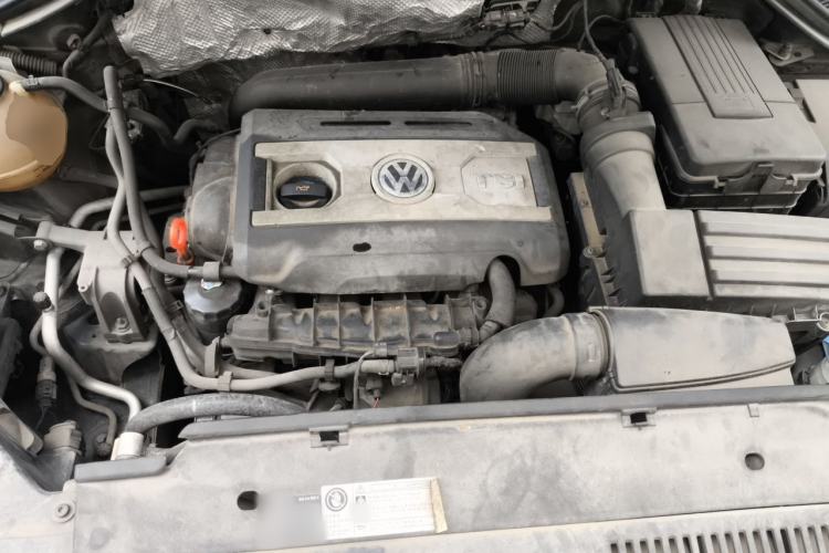Used Volkswagen Tiguan 2013 1.8TSI Automatic Two-Wheel Drive Luxury Model Engine Bay