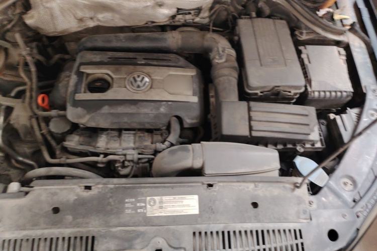 Used Volkswagen Tiguan 2013 1.8TSI Automatic Two-Wheel Drive Trend Edition Engine Bay