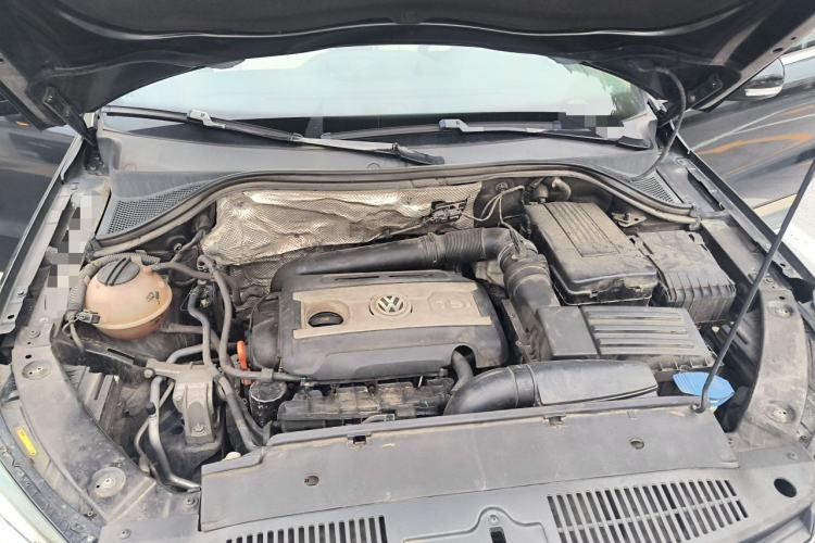 Used Volkswagen Tiguan 2013 1.8 TSI Automatic Two-Wheel Drive Comfort Edition Engine Bay