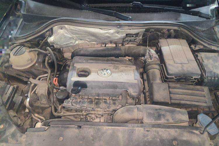 Used Volkswagen Tiguan 2013 1.8 TSI Automatic Two-Wheel Drive Comfort Edition Engine Bay