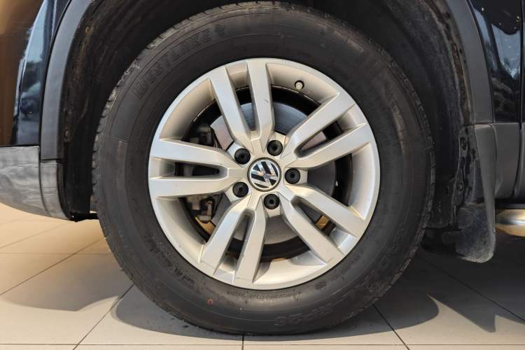 Used Volkswagen Tiguan 2013 1.8TSI Automatic Two-Wheel Drive Trend Edition Exterior 8