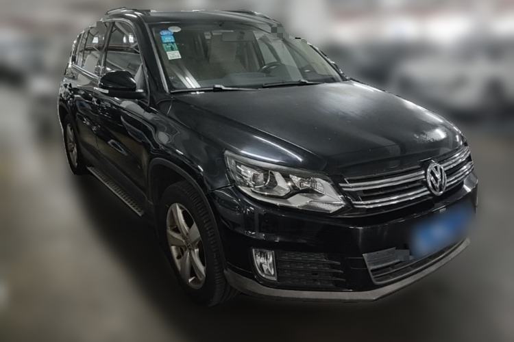 Used Volkswagen Tiguan 2013 1.8 TSI Automatic Two-Wheel Drive Comfort Edition Front Right 45 Deg
