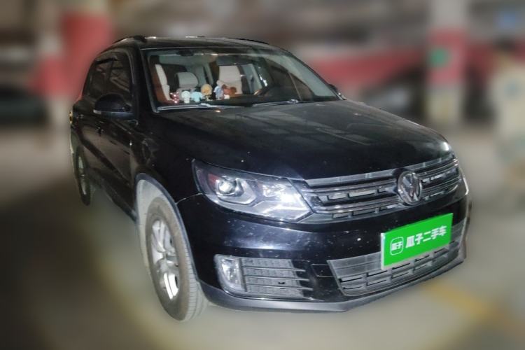 Used Volkswagen Tiguan 2013 1.8TSI Automatic Two-Wheel Drive Trend Edition Front Right 45 Deg