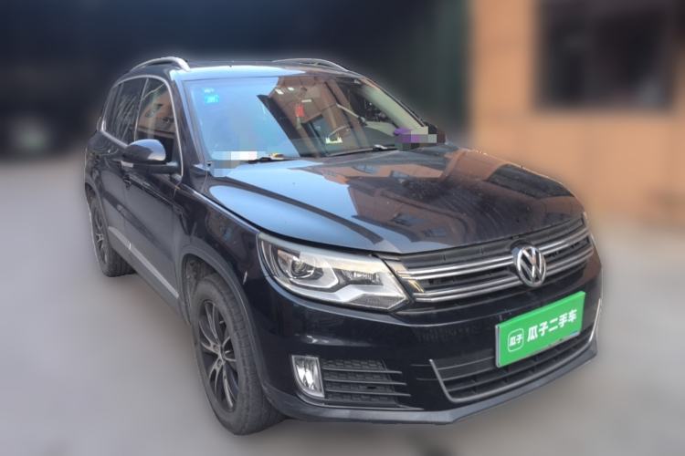 Used Volkswagen Tiguan 2013 1.8TSI Automatic Two-Wheel Drive Luxury Model Front Right 45 Deg