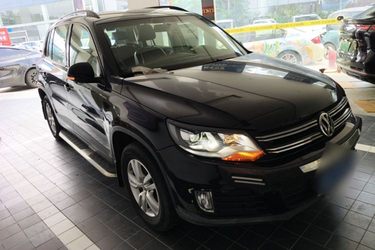 Used Volkswagen Tiguan 2013 1.8TSI Automatic Two-Wheel Drive Trend Edition Front Right 45 Deg