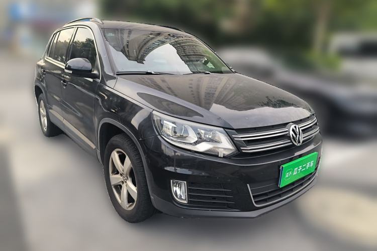Used Volkswagen Tiguan 2013 1.8 TSI Automatic Two-Wheel Drive Comfort Edition Front Right 45 Deg