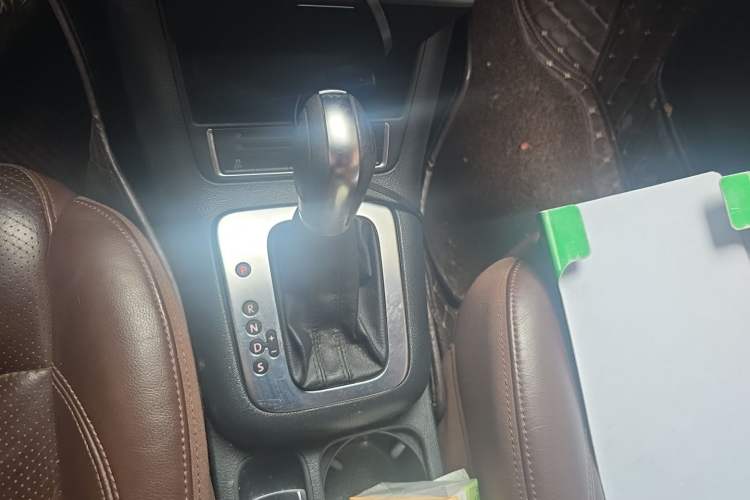 Used Volkswagen Tiguan 2013 1.8TSI Automatic Two-Wheel Drive Luxury Model Gear Lever