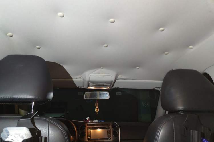 Used Volkswagen Tiguan 2013 1.8 TSI Automatic Two-Wheel Drive Comfort Edition Headliner