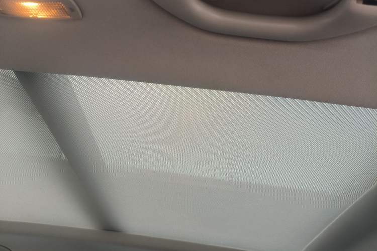 Used Volkswagen Tiguan 2013 2.0 TSI Automatic All-Wheel Drive Luxury Edition Headliner