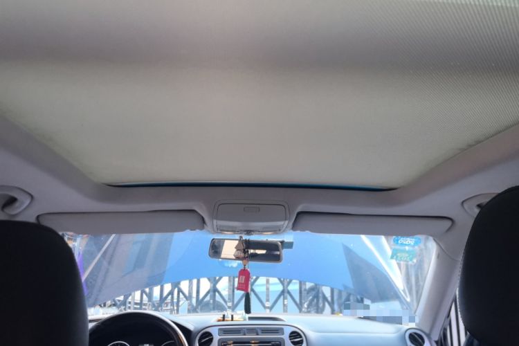 Used Volkswagen Tiguan 2013 1.8TSI Automatic Two-Wheel Drive Luxury Model Headliner