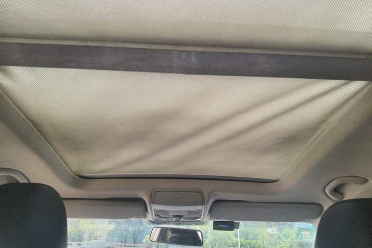 Used Volkswagen Tiguan 2013 1.8TSI Automatic Two-Wheel Drive Luxury Model Headliner