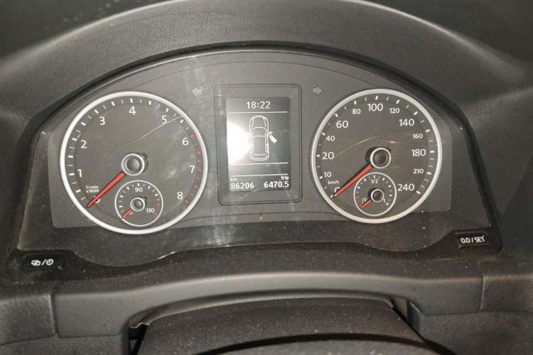 Used Volkswagen Tiguan 2013 1.8TSI Automatic Two-Wheel Drive Trend Edition Instrument Cluster