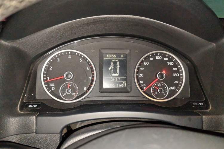 Used Volkswagen Tiguan 2013 1.8 TSI Automatic Two-Wheel Drive Comfort Edition Instrument Cluster