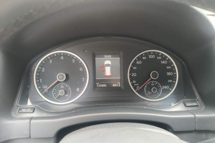 Used Volkswagen Tiguan 2013 2.0 TSI Automatic All-Wheel Drive Luxury Edition Instrument Cluster
