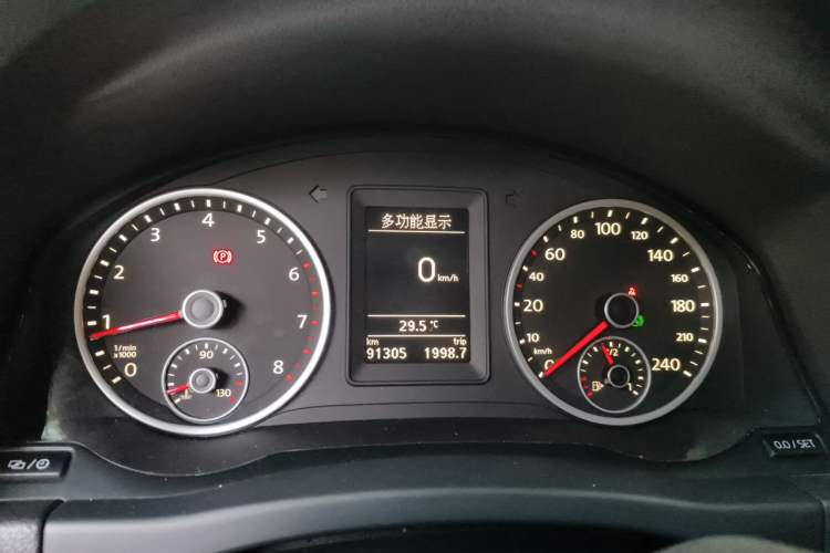 Used Volkswagen Tiguan 2013 1.8TSI Automatic Two-Wheel Drive Trend Edition Instrument Cluster