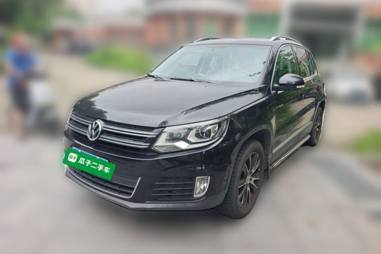 Used Volkswagen Tiguan 2013 1.8TSI Automatic Two-Wheel Drive Luxury Model Guazi used car, China used car export, Used car for sale, Used  cars, Cheapest cars for sale