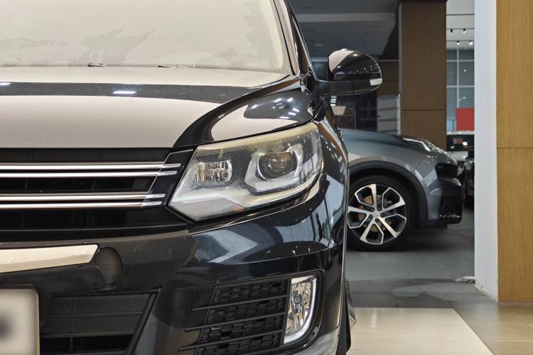 Used Volkswagen Tiguan 2013 1.8TSI Automatic Two-Wheel Drive Trend Edition Left Front Headlight