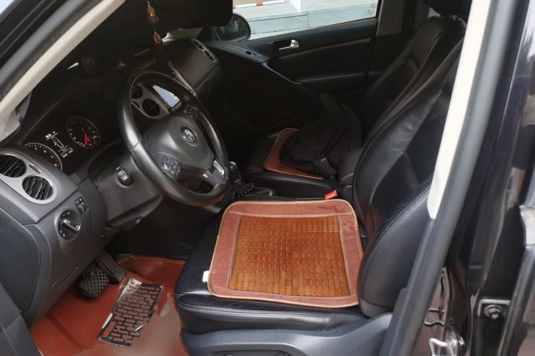 Used Volkswagen Tiguan 2013 1.8TSI Automatic All-Wheel-Drive Comfort Edition Left Front Seat