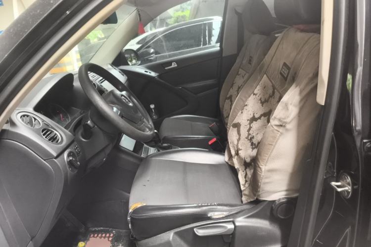 Used Volkswagen Tiguan 2013 1.8TSI Automatic Two-Wheel Drive Trend Edition Left Front Seat