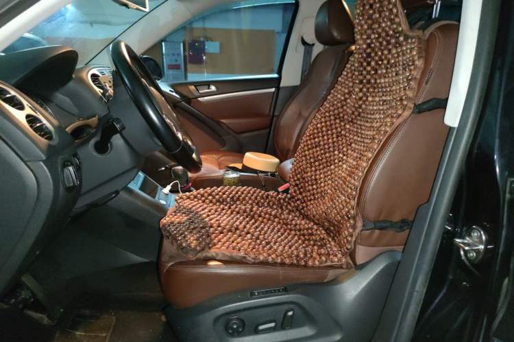 Used Volkswagen Tiguan 2013 2.0 TSI Automatic All-Wheel-Drive Flagship Edition Left Front Seat