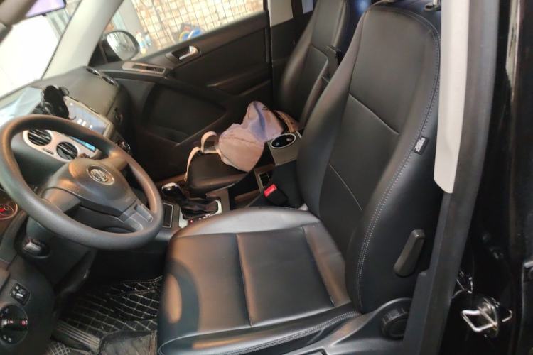 Used Volkswagen Tiguan 2013 1.8TSI Automatic Two-Wheel Drive Trend Edition Left Front Seat