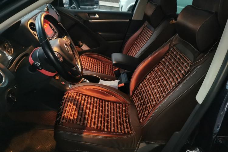 Used Volkswagen Tiguan 2013 2.0 TSI Automatic All-Wheel Drive Luxury Edition Left Front Seat