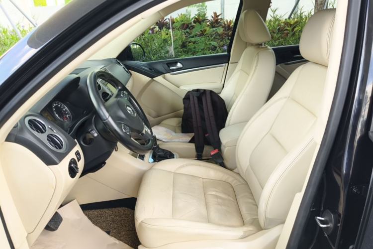 Used Volkswagen Tiguan 2013 1.8 TSI Automatic All-Wheel Drive Luxury Model Left Front Seat