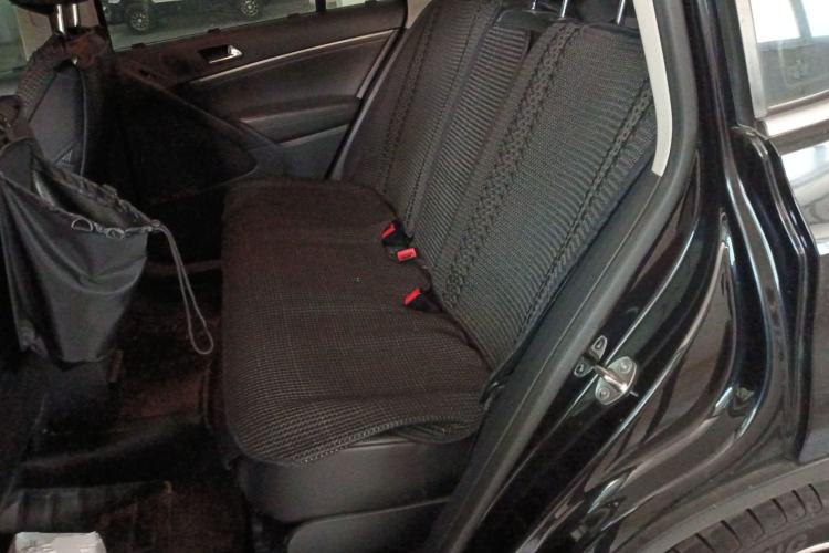 Used Volkswagen Tiguan 2013 2.0 TSI Automatic All-Wheel Drive Luxury Edition Left Rear Seat