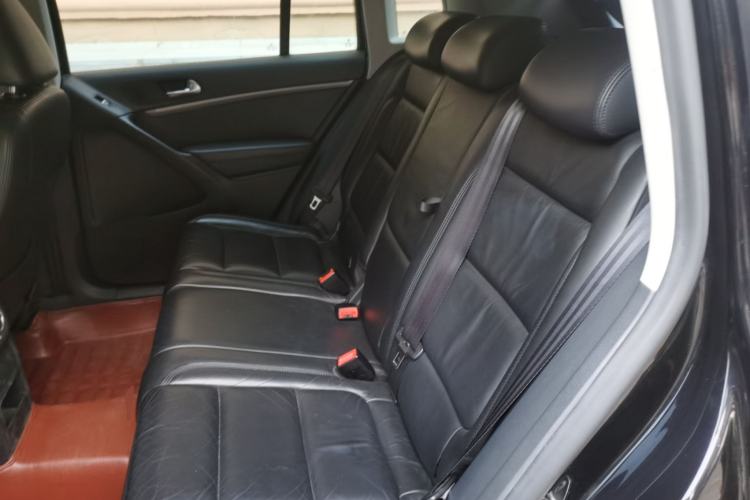 Used Volkswagen Tiguan 2013 1.8TSI Automatic All-Wheel-Drive Comfort Edition Left Rear Seat