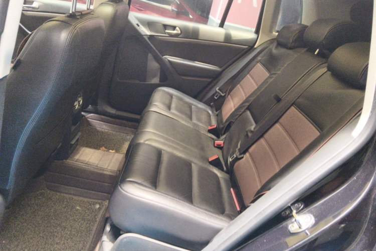 Used Volkswagen Tiguan 2013 1.8TSI Automatic Two-Wheel Drive Luxury Model Left Rear Seat
