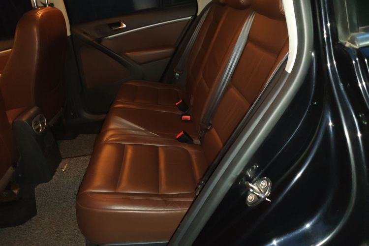 Used Volkswagen Tiguan 2013 2.0 TSI Automatic All-Wheel Drive Luxury Edition Left Rear Seat