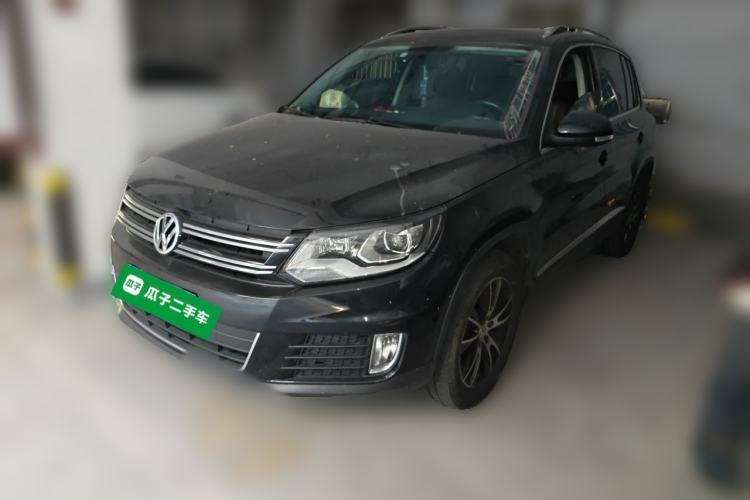 Used Volkswagen Tiguan 2013 1.8TSI Automatic Two-Wheel Drive Luxury Model Guazi used car, China used car export, Used car for sale, Used  cars, Cheapest cars for sale