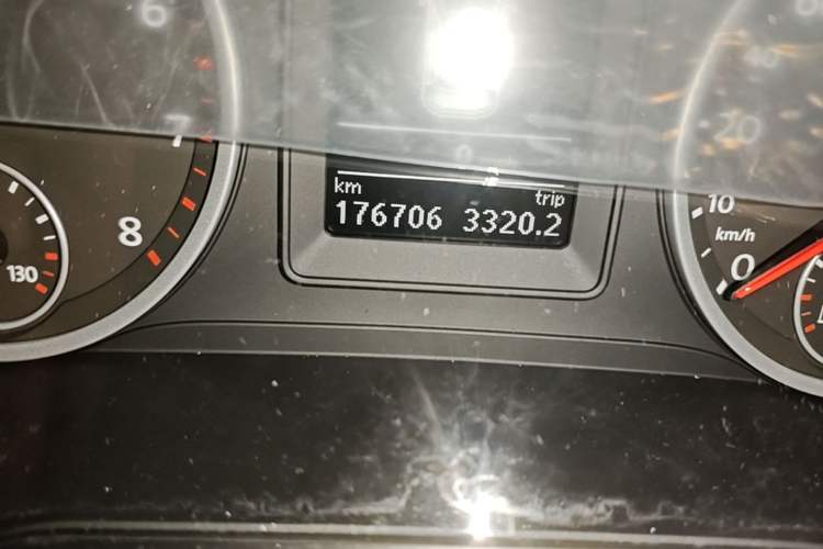 Used Volkswagen Tiguan 2013 1.8 TSI Automatic Two-Wheel Drive Comfort Edition Odometer Close Up