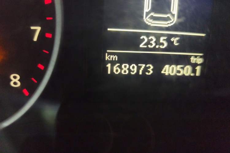 Used Volkswagen Tiguan 2013 1.8 TSI Automatic Two-Wheel Drive Comfort Edition Odometer Close Up