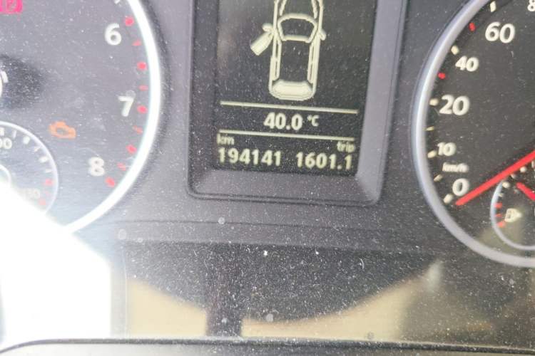 Used Volkswagen Tiguan 2013 1.8TSI Automatic Two-Wheel Drive Trend Edition Odometer Close Up